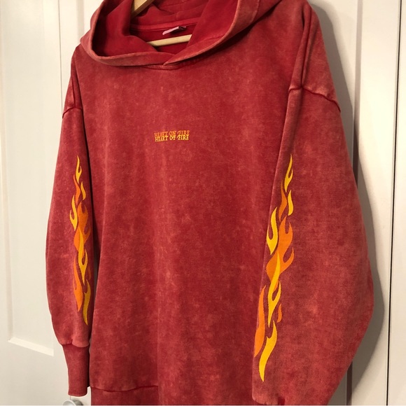 Nena x Pasadena 100% cotton unisex red acid wash hoodie with flames / M-XS, W-M - Picture 3 of 6